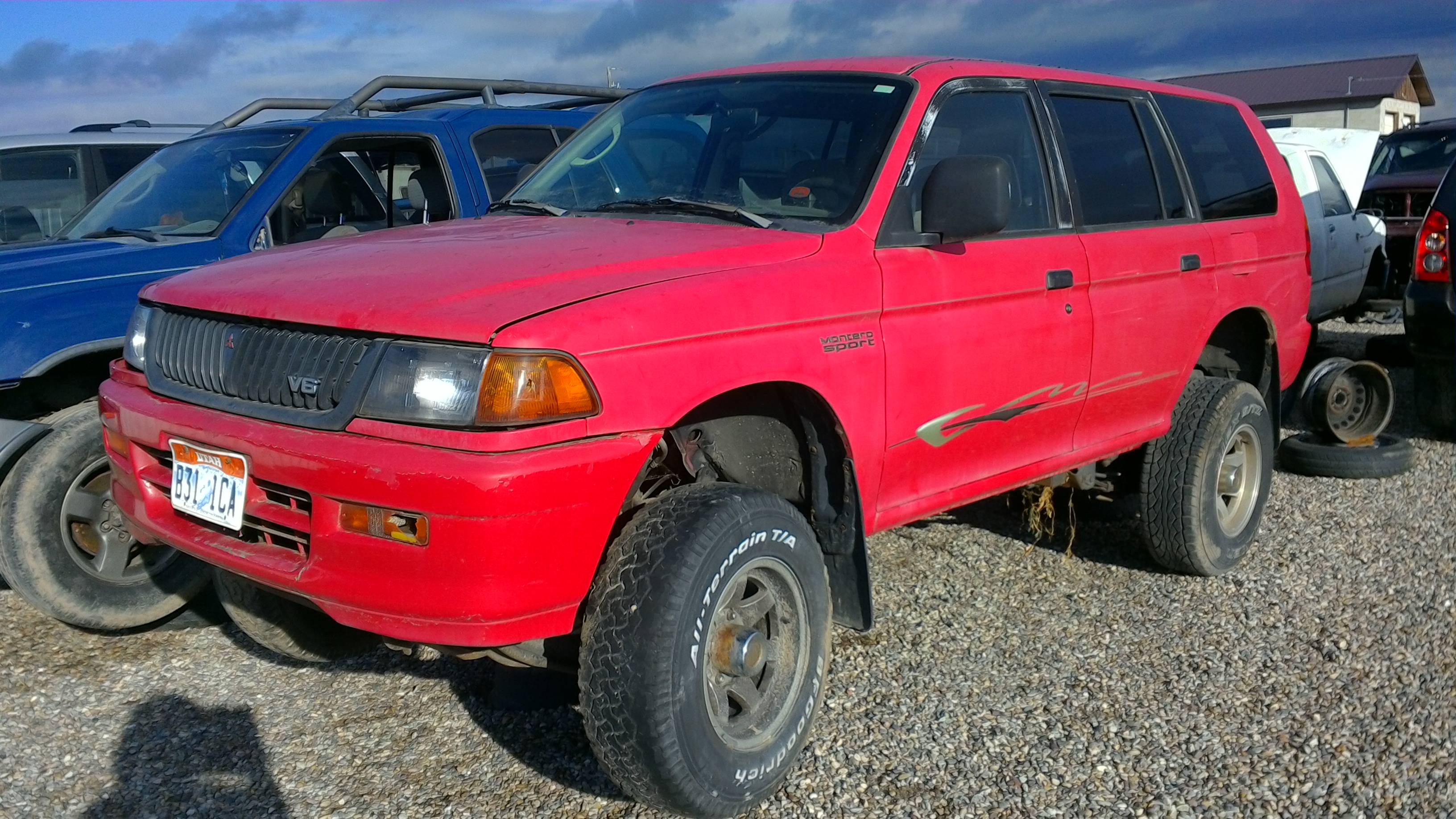 1997 MITSUBISHI MONTERO SPORT